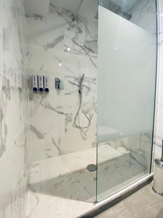Amity. Exclusive Poolside Garden Apartment Сарла-ла-Канеда Екстер'єр фото